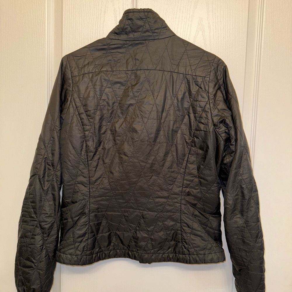 Patagonia jacket!! - Picture 2 of 3